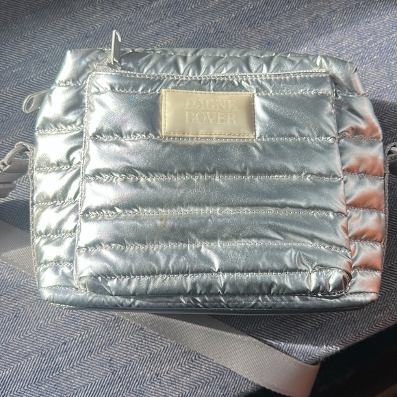 Dagne Dover Micah Crossbody in metallic silver - Picture 3 of 11